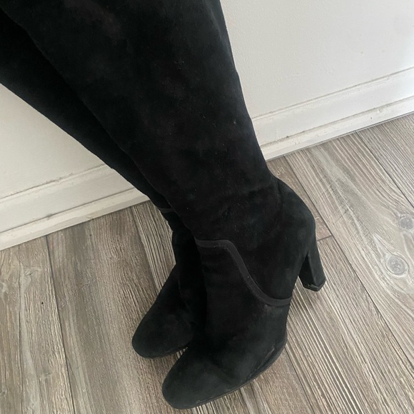 Zara suede boots-Knee high-Size 39 European-Worn fee times - Picture 3 of 3